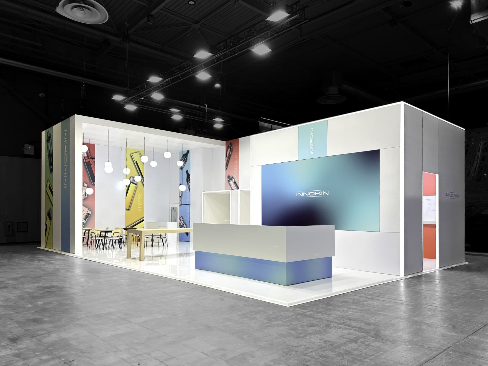 Innokin exhibition stand built with Aluvision